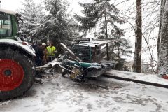 Einsatz_Traktor_Holzanhänger_Fahrzeugbergung-2018-02-03-03