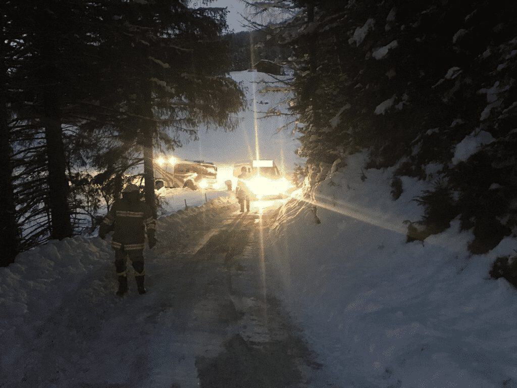 Fahrzeugbergung - Feuerwehr Wald im Pinzgau
