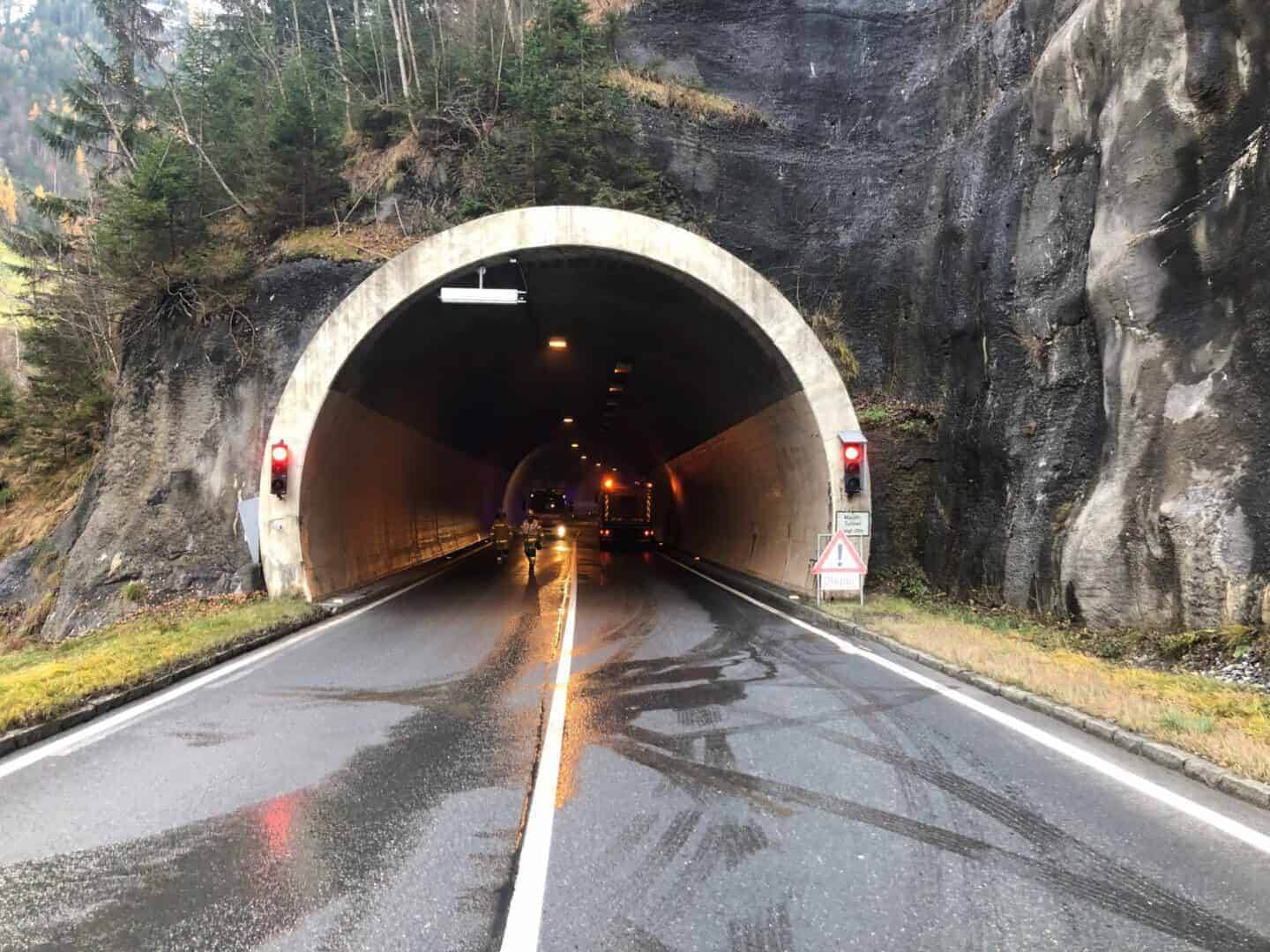 Verkehrsunfall im Mauthtunnel