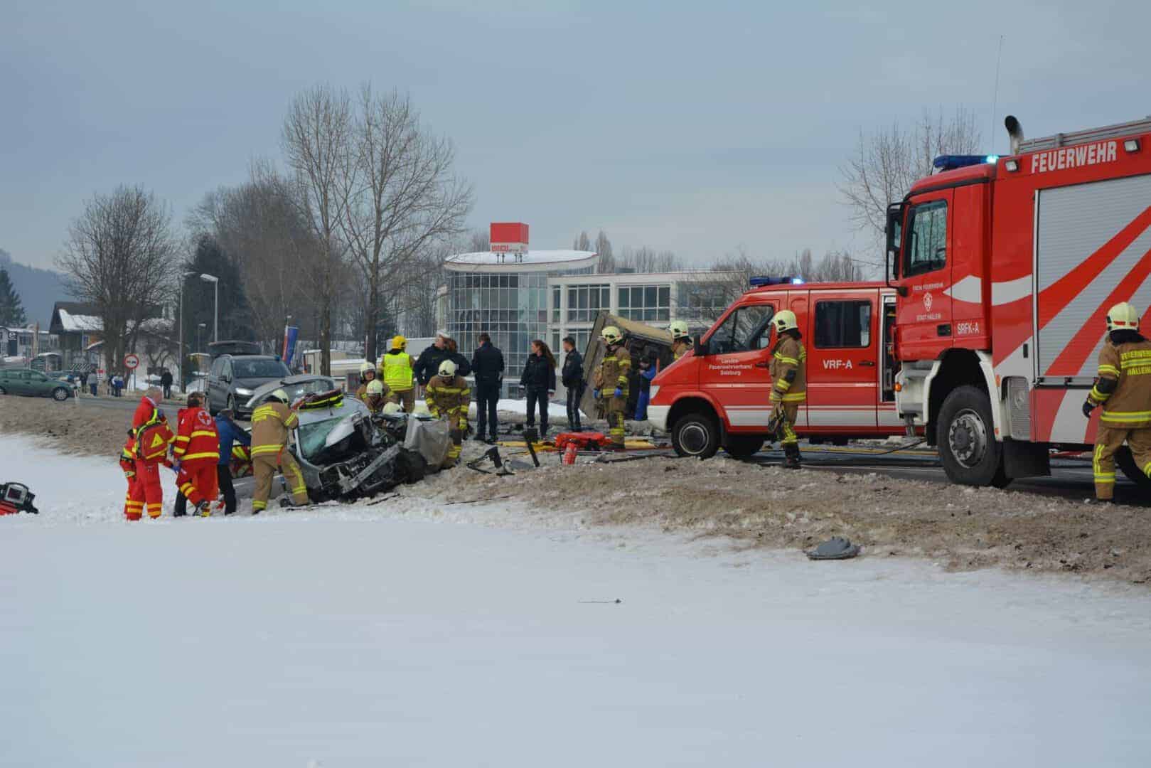 Schwerer Verkehrsunfall auf der B159