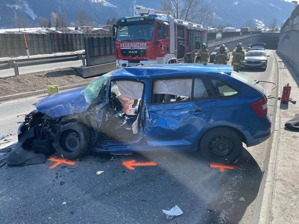 Verkehrsunfall im bereich unterflurtrasse kirchham in maishofen
