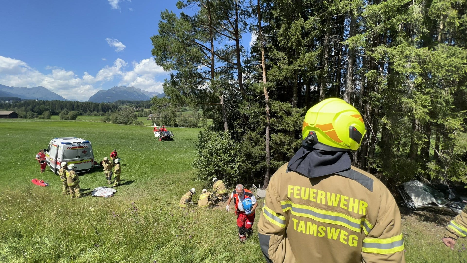 VU mit Menschenrettung der Feuerwehren Tamsweg und St. Andrä
