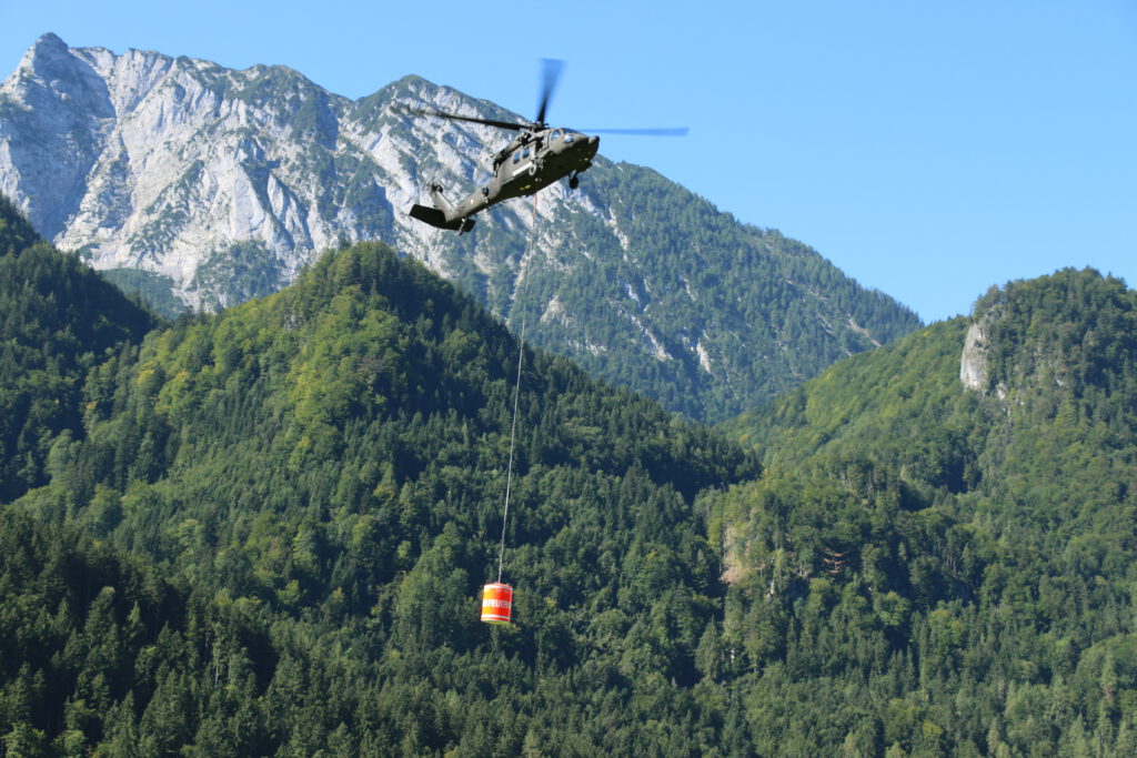 Bezirkswaldbrandübung und Flughelferweiterbildung im Tennengau