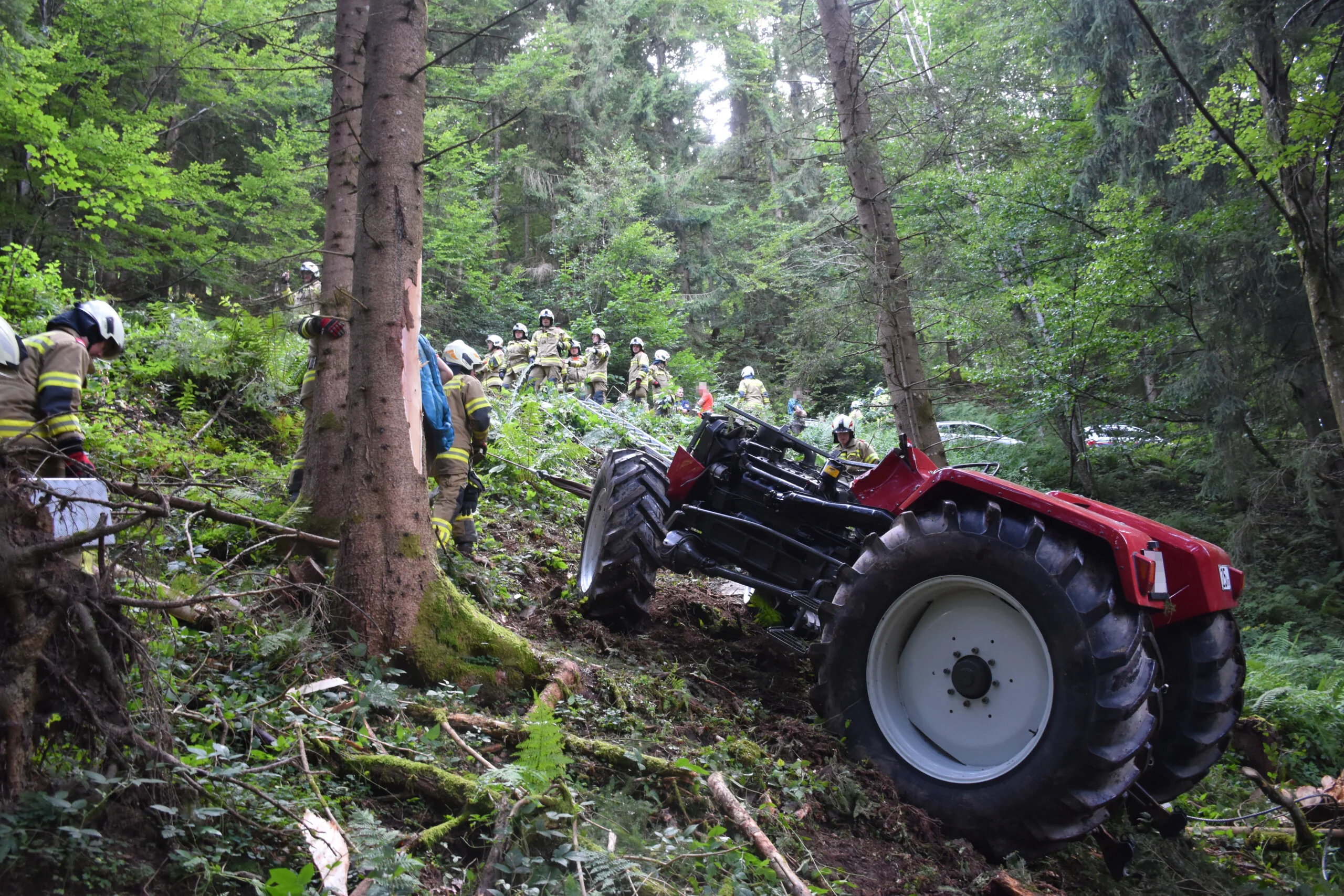 Traktorabsturz mit Menschenrettung, Rocheralm