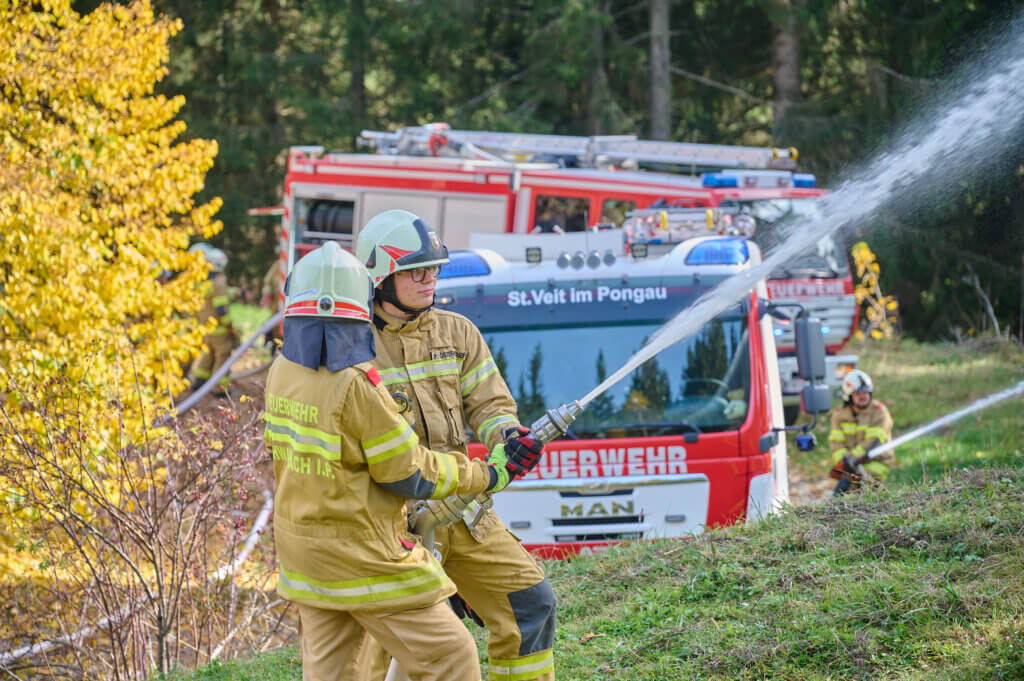 Großübung auf der Kinderalm in St. Veit: Gesamter Abschnitt 2 Pongau beteiligt